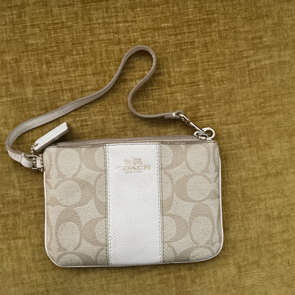 Coach Beige and White Key & Card Holder